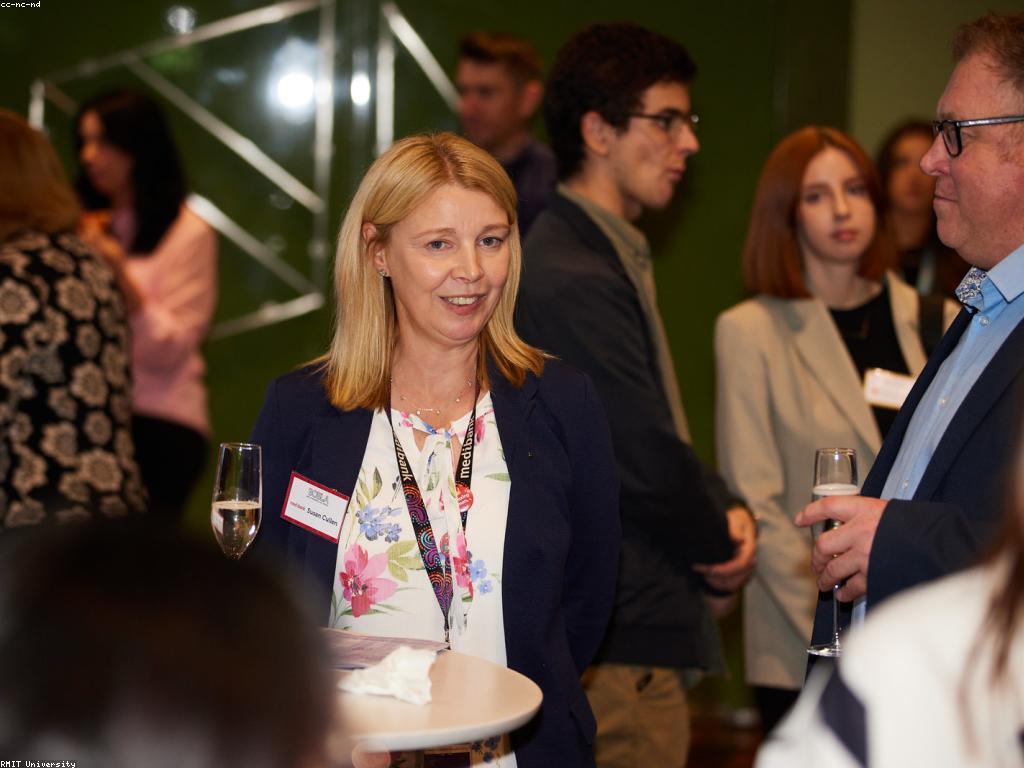 យុទ្ធសាស្ត្រស្លត: ការសម្រេចចិត្តក្នុងការប្រើប្រាស់សូម្បីតែជាលក្ខណៈយុទ្ធសាស្ត្រ